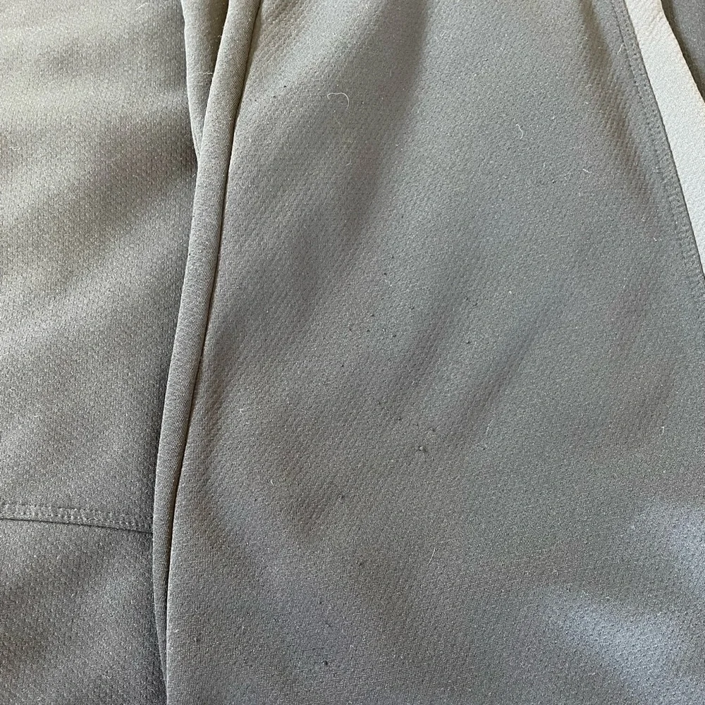 Iowa Hawkeye Nike Golf 1/4 Zip Men’s XL - Picture 6 of 6